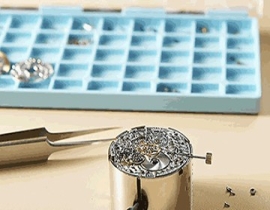 西安劳力士手表有水珠不走了